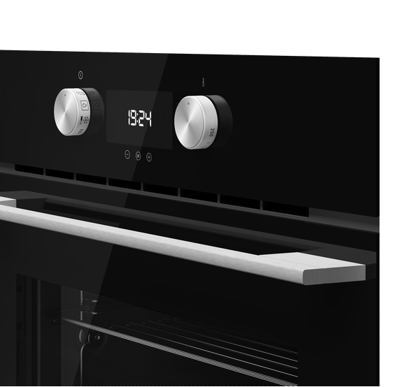 Alternative view of Teka HLC 8400 BK Uuni