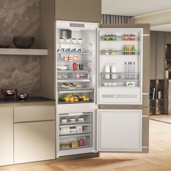 Whirlpool SP40812EU2 Integroitava Jääkaappipakastin – kuva 1