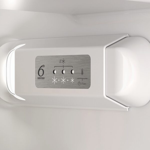 Whirlpool WHC18D031A1 Integroitava Jääkaappipakastin – kuva 7