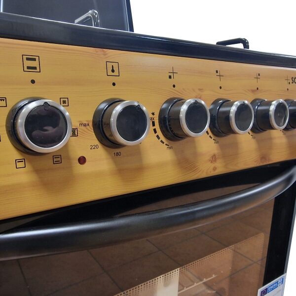 Schlosser FS4406MAZL Kaasuliesi sähköuunilla – kuva 1