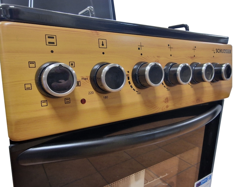 Schlosser FS4406MAZL Kaasuliesi sähköuunilla – kuva 1