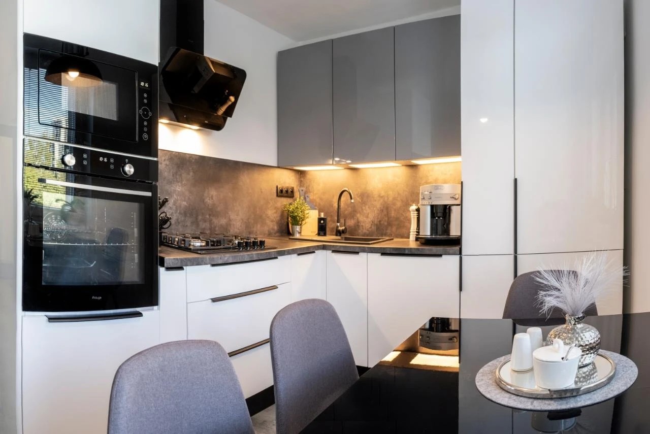 Kluge KTM2620B Mikroaaltouuni – kuva 4