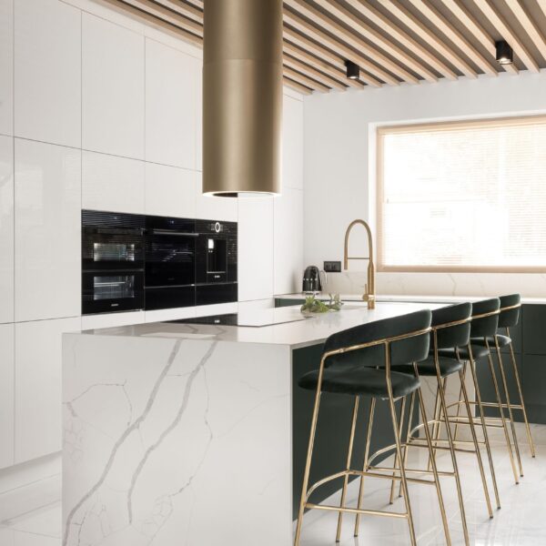 Ciarko Design TUBUSISGSL Saarekeliesituuletin – kuva 4