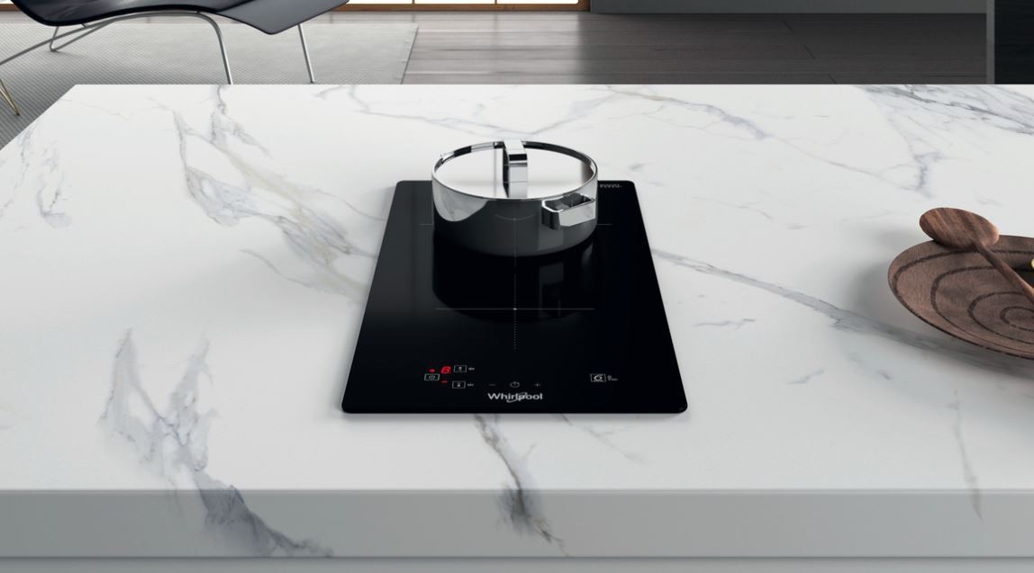 Whirlpool WSQ0530N Induktioliesitaso – kuva 1