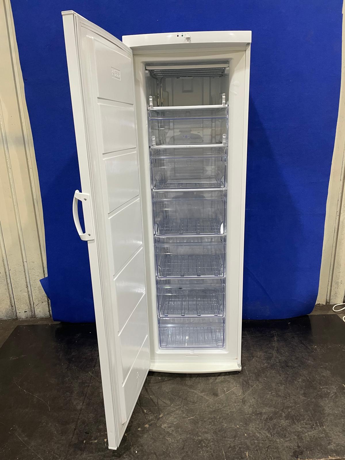 Rosenlew RPP2230 kaappipakastin – kuva 1