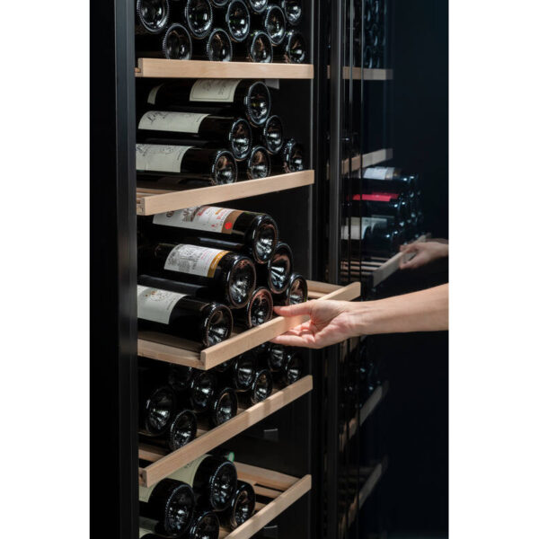 Wine cellar La Sommeliere – kuva 5