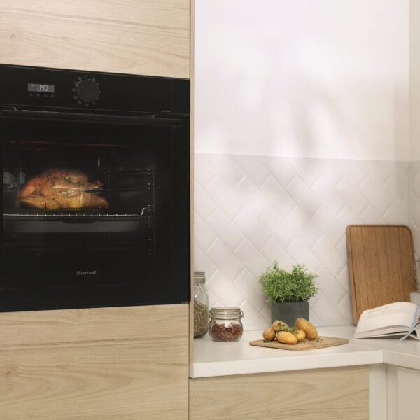 Built-in oven BOH7532BB STUDIO SAMPLE – kuva 2